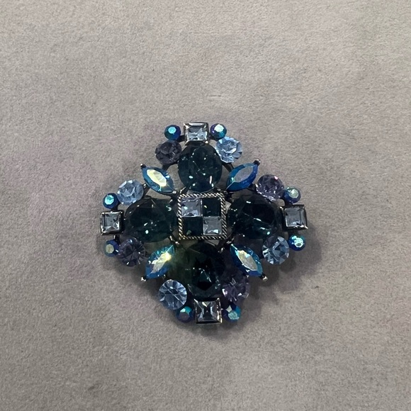 Vintage stone pin! - Picture 3 of 6